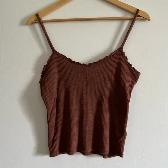 Urban Outfitters Project Social T Brown Ribbed Ruffle Dainty Tank Top Size M EUC - Picture 2 of 9